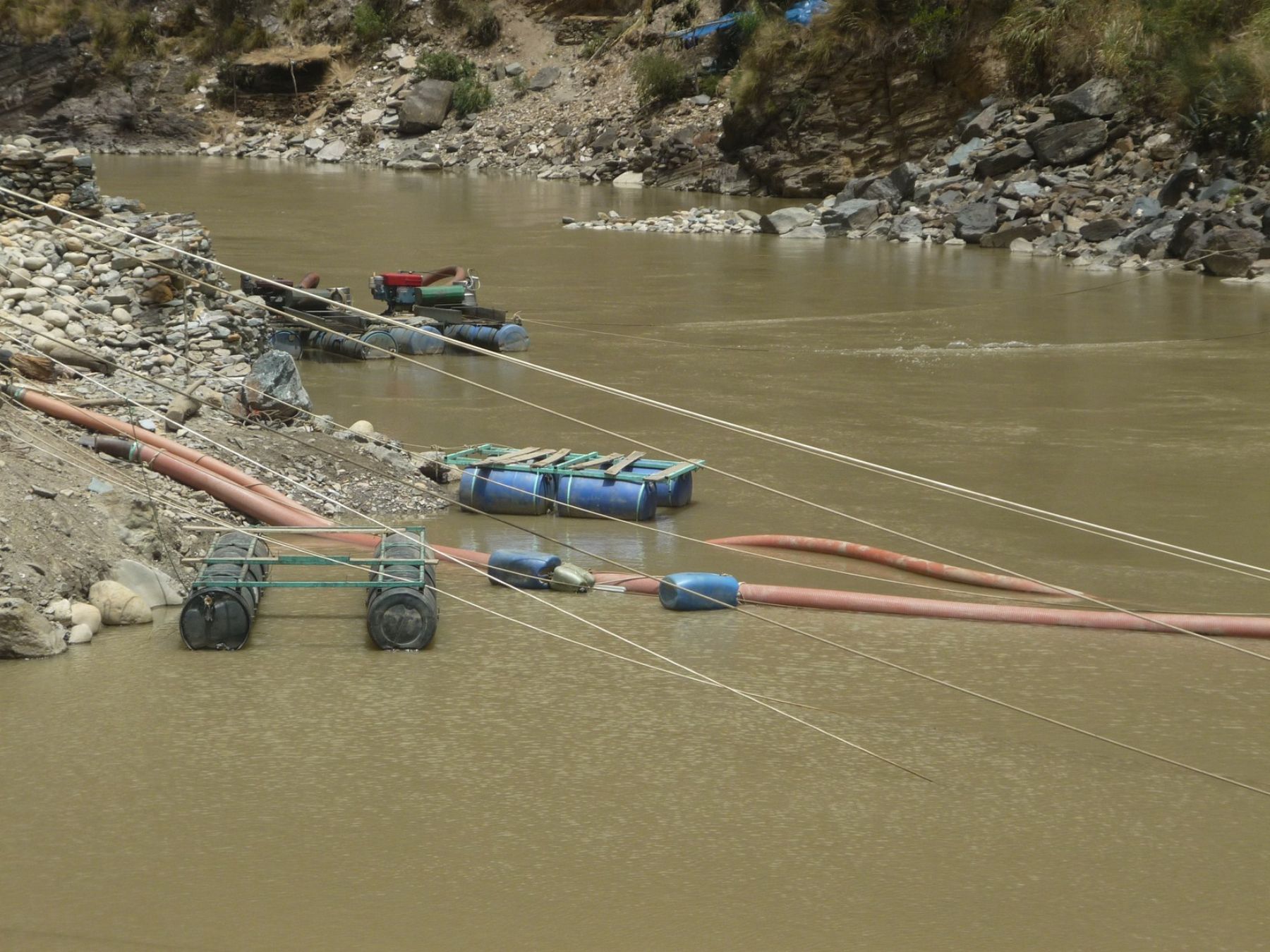 Intervienen a 35 mineros ilegales en provincia huanuqueña de Huamalíes