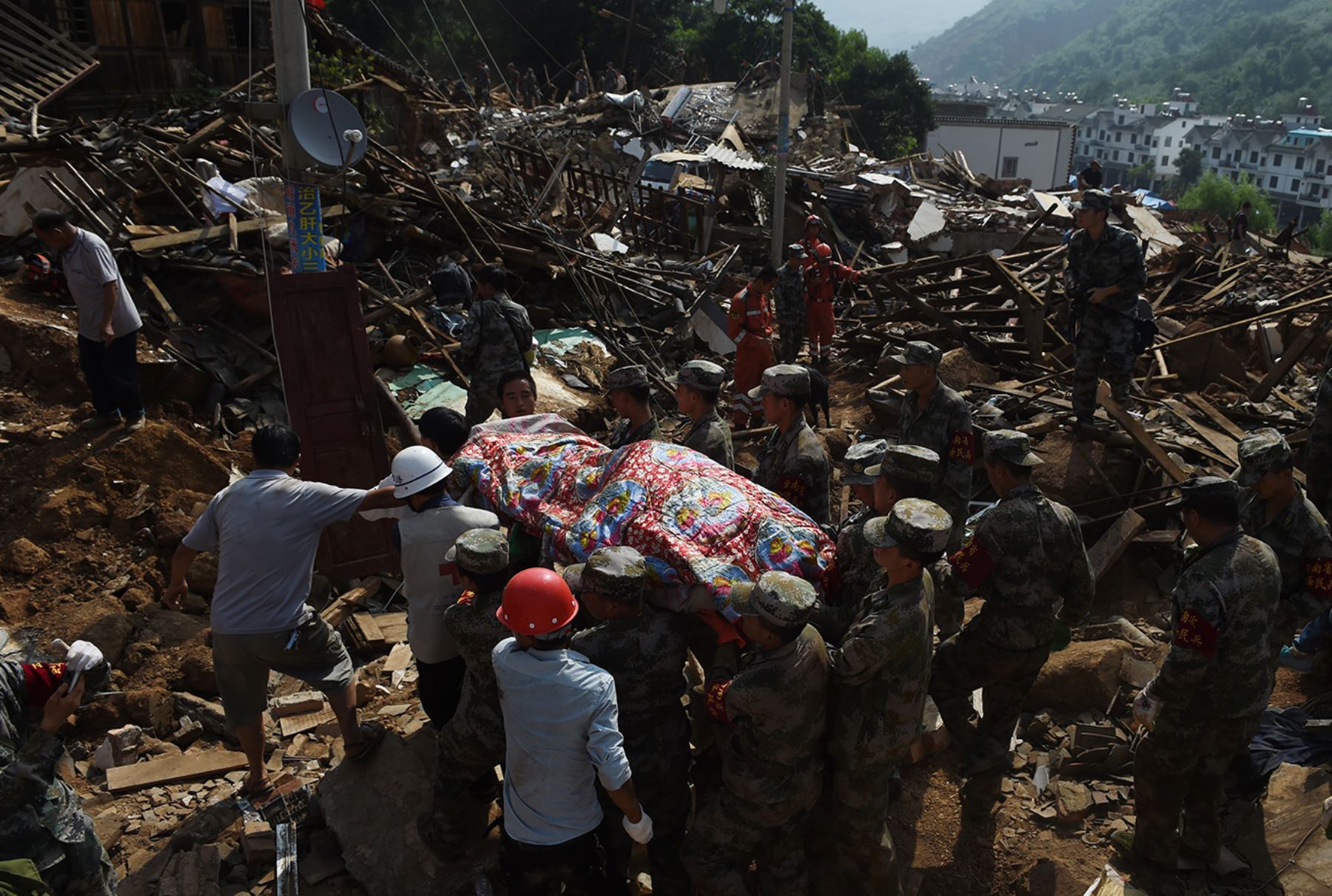 Asciende A El N Mero De Muertos Por El Terremoto En China