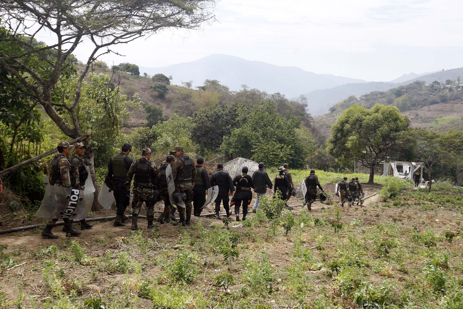 Realizan primer operativo contra minería ilegal en Piura Noticias