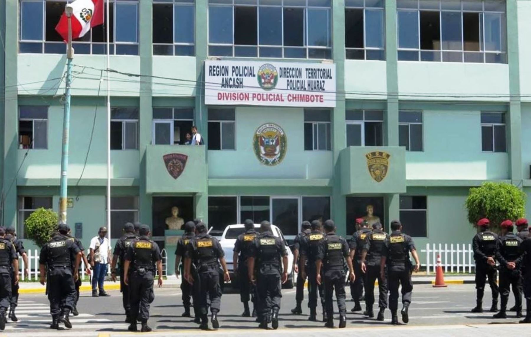 Abren proceso sancionador a policía de Quillo grabado ebrio en