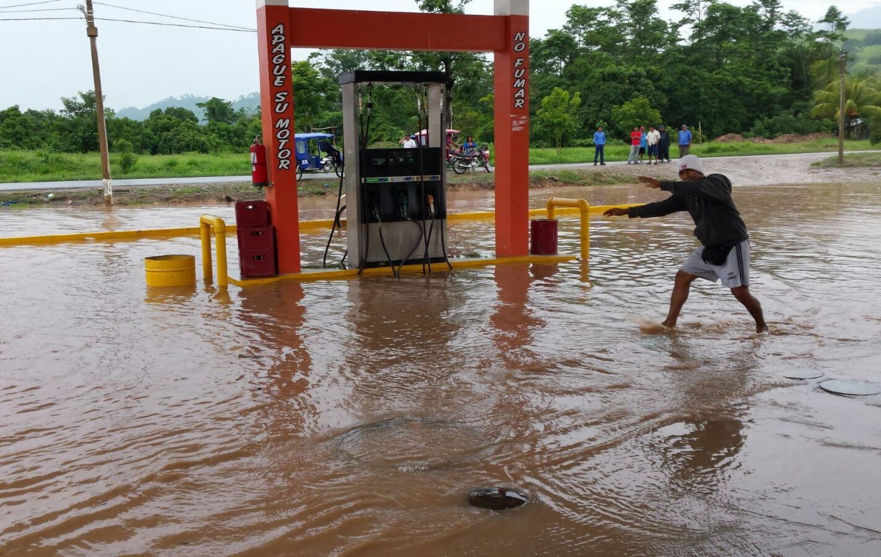 Hay 11 familias damnificadas por el desborde de ríos en San Martín