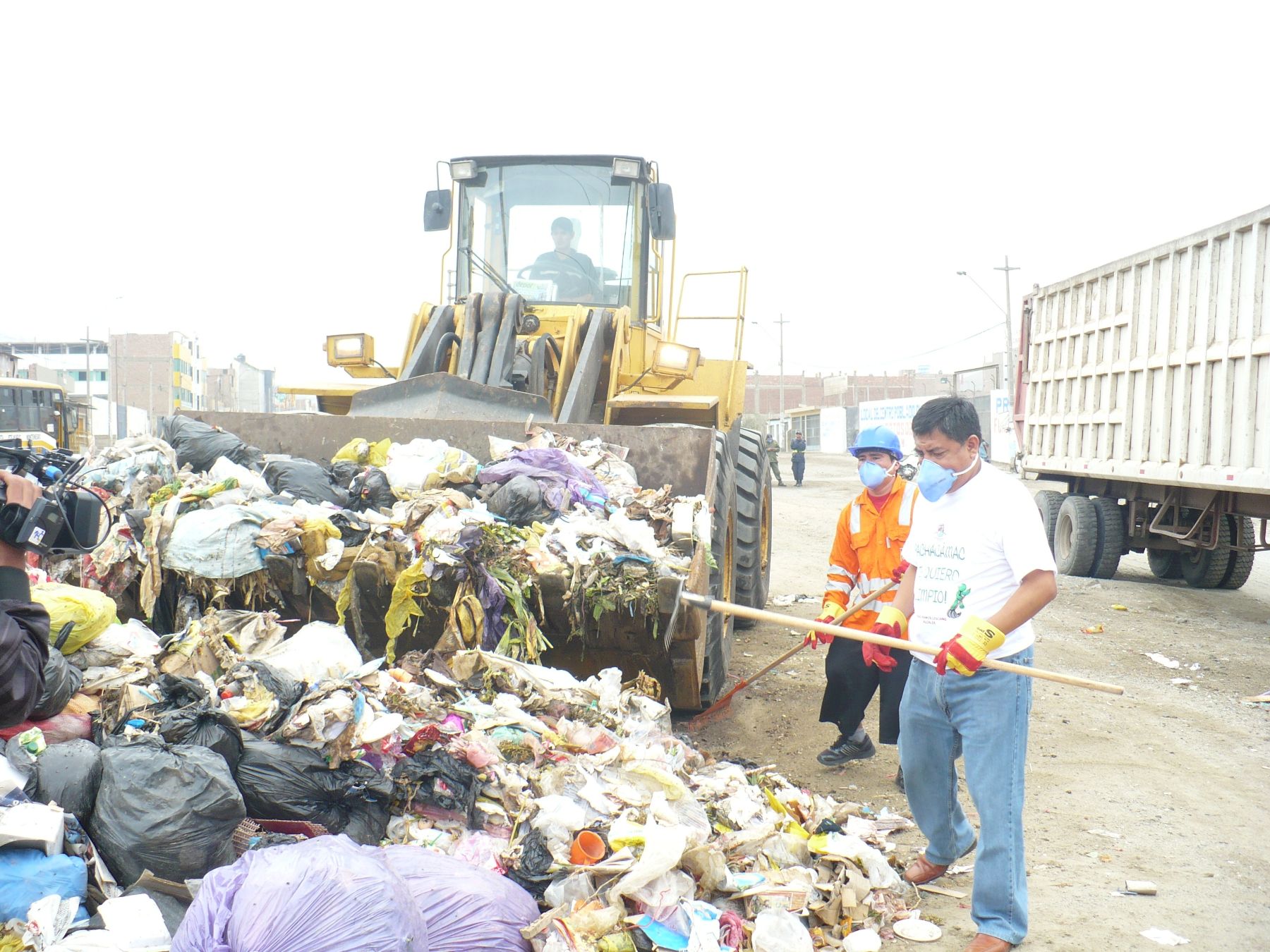 Recogen más de 1 000 toneladas de residuos sólidos en Huertos de