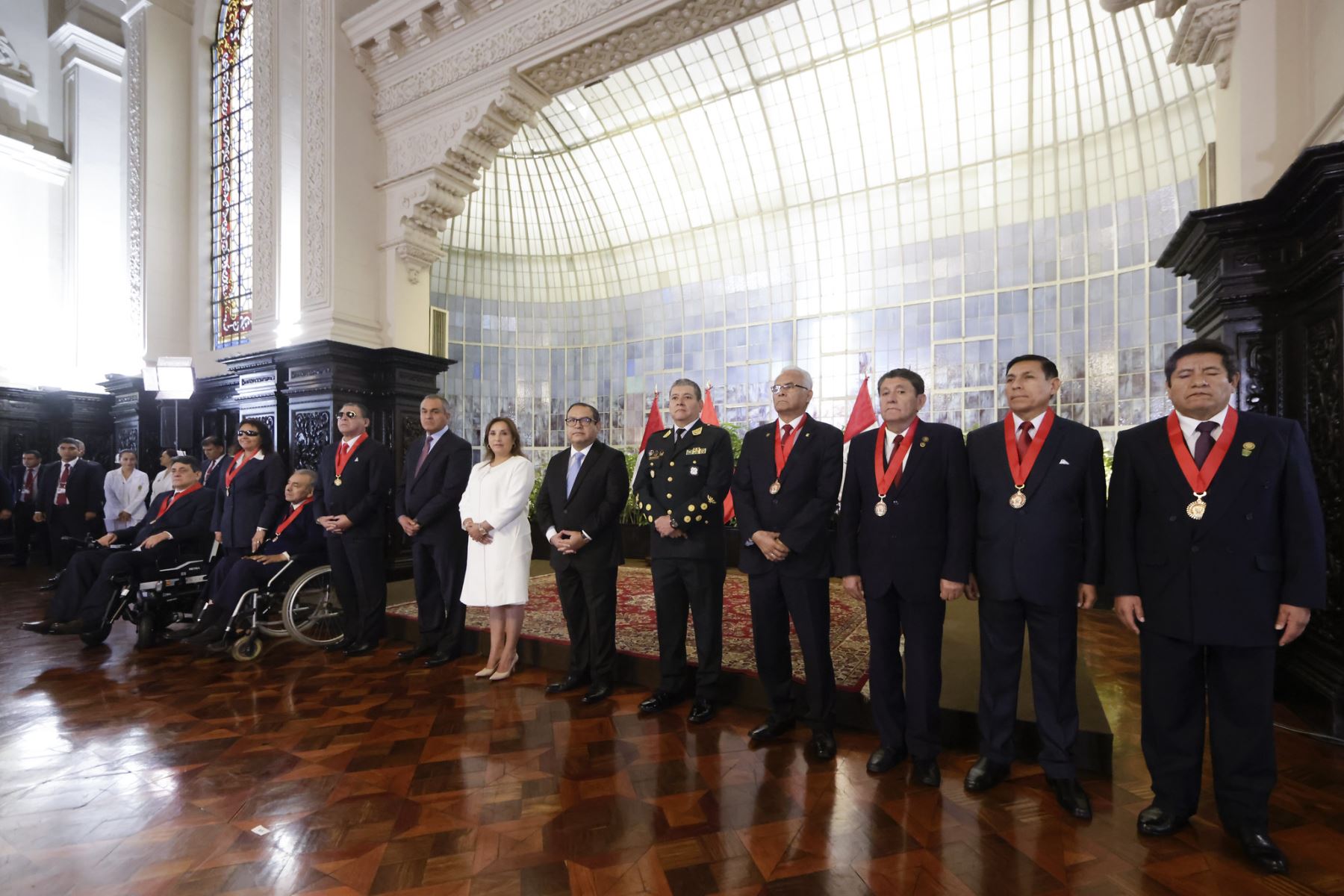 Presidenta Dina Boluarte encabeza ceremonia por Día de los Defensores