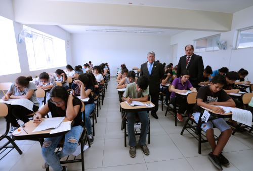 Docentes sanmarquinos