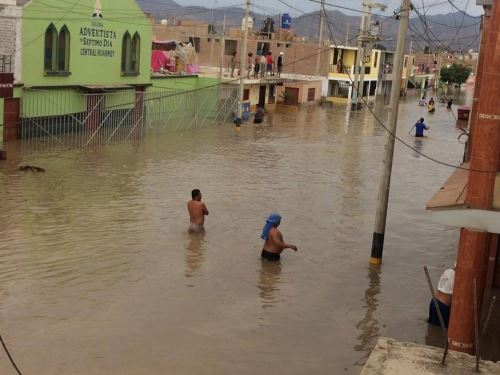 En 2017 el desborde del río Huarmey, a causa de las lluvias, inundó la ciudad de Huarmey.