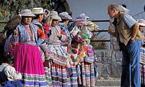 El arte del bordado del Colca se lucen en los trajes de los danzantes del Wititi.