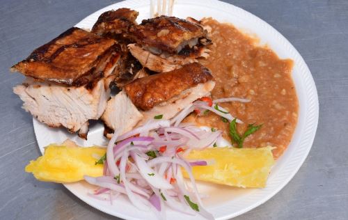 El chancho al palo se ha convertido en plato bandera de Huaral.