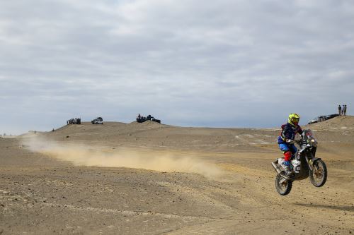 La competencia del Dakar se inicia el lunes 7 de enero.