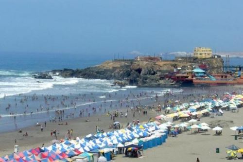 Las playas de Mollendo, provincia de Islay, son visitadas por turistas de Bolivia.