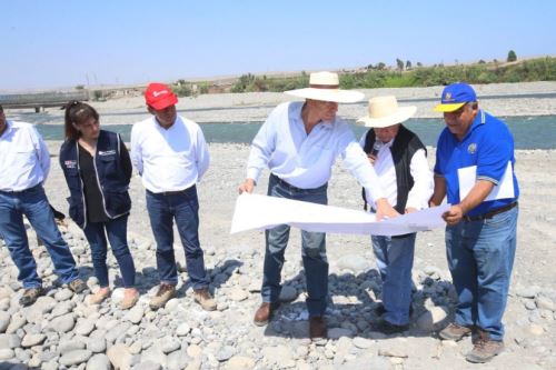 Autoridad para la Reconstrucción con Cambios trabaja para la solución integral en diversos ríos.
