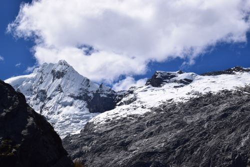 Los glaciares peruanos sufren las consecuencias del cambio climático.