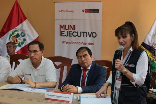 Ministra de Salud, Silvia Pessah, participó de Muni Ejecutivo que se realizó en Pasco.