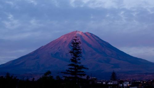 Impresionante vista del volcán Misti. Foto: Gihan Tubbeh/Promperú