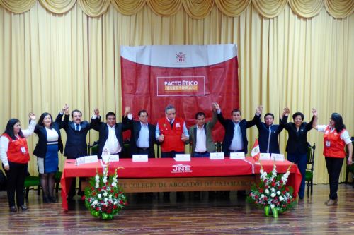 Candidatos a Gobierno Regional de Cajamarca firmaron pacto ético electoral.