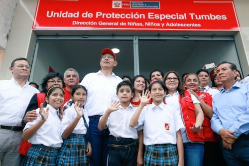 El presidente Martín Vizcarra y la ministra Ana María Mendieta inauguraron la Unidad de Protección Especial (UPE) en Tumbes.