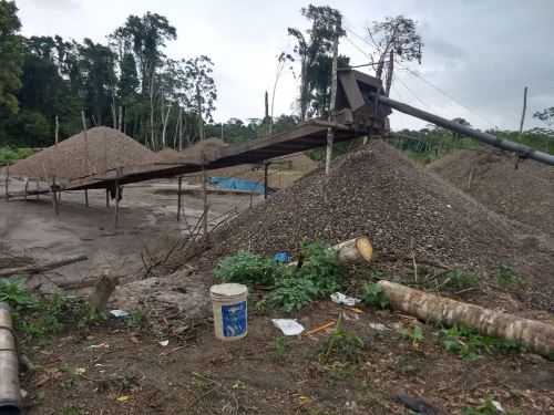 Operación contra la minería ilegal se ejecutó en la provincia de Tambopata, región Madre de Dios.