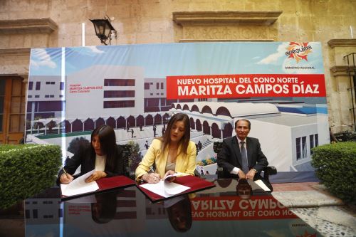 Gobernadora de Arequipa, Yamila Osorio, firmó convenio con Consorcio Hospitalario Sur para construir hospital.