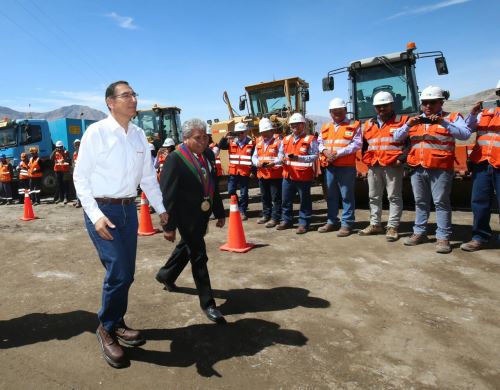 El presidente Vizcarra garantizó los trabajos de rehabilitación y mejoramiento de la carretera Moquegua-Omate-Arequipa.