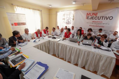 Ministros participan de reuniones en el marco del Muni Ejecutivo que se desarrolla en Moquegua.