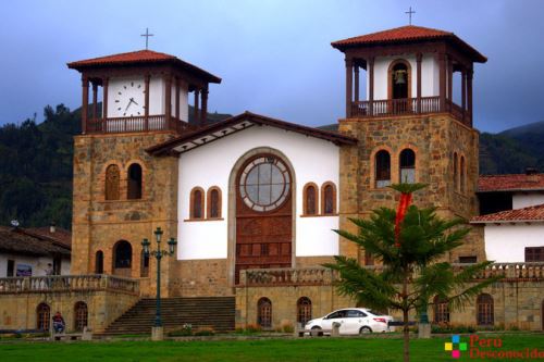 La iglesia de Chacas, en Áncash, donde el padre Ugo de Censi concentró su trabajo de ayuda a los pobres.