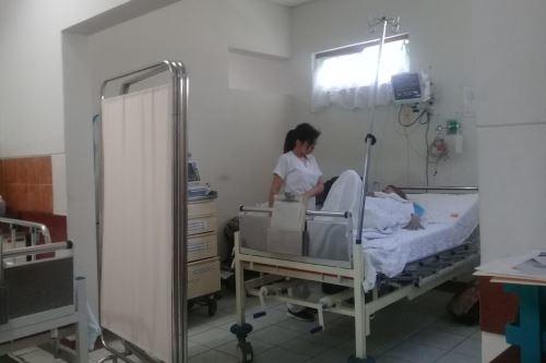 El único sobreviviente del accidente fue trasladado a una clínica particular en Juliaca.