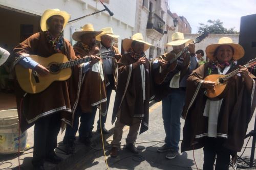 Festival de la Picantería estará amenizado por grupos de música arequipeña, como las típicas coplas.