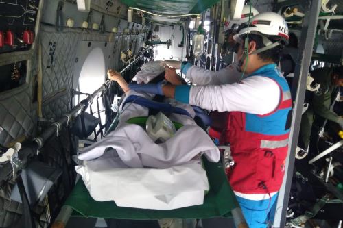 Dos menores heridos de gravedad en accidente en carretera de la región Amazonas fueron trasladados a Lima para que reciban atención especializada.