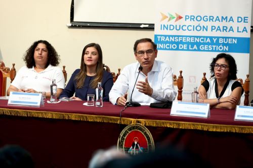 Ministra del Ambiente participó de taller de inducción dirigido a los alcaldes electos de Arequipa que encabezó el presidente Martín Vizcarra.
