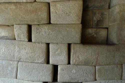 Separaciones entre rocas de muros de Machu Picchu son producto de terremoto registrado alrededor de 1450, según investigación liderada por el Ingemmet.