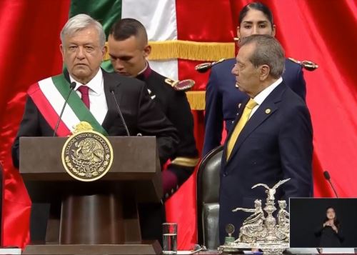 López Obrador juramenta como presidente de México