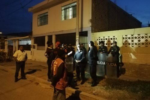 Durante el operativo se intervinieron a 9 presuntos miembros de la organización criminal.