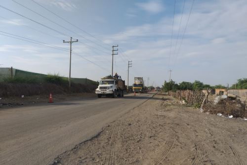 Obras viales fortalecer el comercio de productos y las actividades turísticas en Piura y Lambayeque.