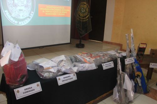 Efectivos de la PNP incautaron armas, municiones y droga durante megaoperación 'Armagedón'.