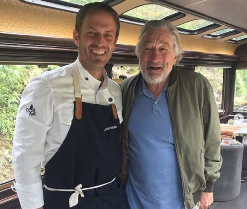 El chef James Berckemeyer expresó su satisfacción de cocinar para De Niro en el vagón de lujo de IncaRail.