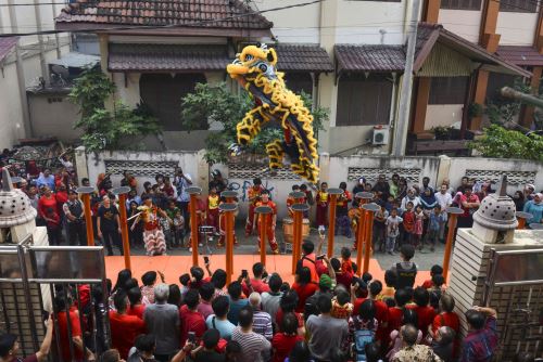 Danza del león en Indonesia