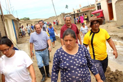 Tras intensas luvias, brigadas de la Municipalidad de Lambayeque atendieron las zonas de Mocce Antiguo, 29 de Mayo, Mercado Modelo y el pueblo joven San Martín.