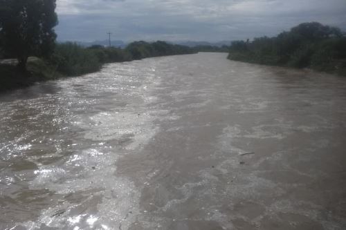 Pobladores, especialistas y autoridades participan en la elaboración de plan integral para evitar inundaciones por crecida del río La Leche (Lambayeque).