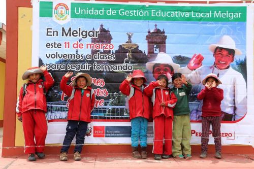 Los 57 tambos de la región Puno brindaron diversas atenciones sociales a los escolares, informó el Midis.