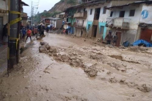 Perú es un país con muchísimos peligros: heladas y friajes, sismos y tsunamis, deslizamiento de tierras, inundaciones, etcétera. Por ello, se requiere contar con un plan de prevención.