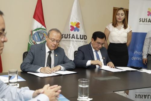 Susalud y Gobierno Regional de Ucayali firman convenio para promover derechos en salud en región Ucayali.