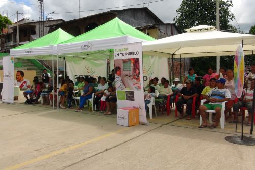 Sunarp en tu Pueblo brindó orientación a las organizaciones sociales de base del distrito de Irazola (Ucayali).