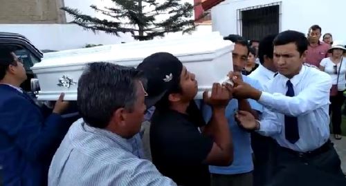 En cementerios de Chiclayo, Pítipo y Oyotún, en la región Lambayeque, descansan los restos de 11 de las 17 víctimas mortales del bus incendiado en el terminal de Fiori.