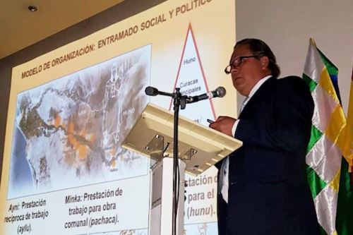 El subdirector de Investigación y Conservación de Sitios Arqueológicos de la ZAC, Marco Machacuay, participó en conversatorio sobre historia de la cultura andina.