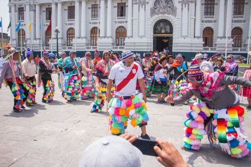 La Fiesta de Pascua de Uripa 2019 fue presentada el 27 de marzo en el Congreso de la República.