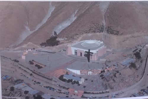 El Santuario Nuestra Señora de Chapi está ubicado en el distrito de Polobaya, jurisdicción de la provincia de Arequipa.