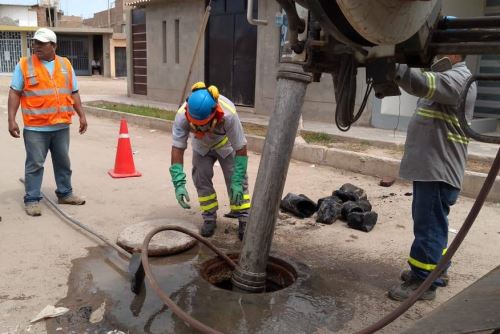 Un millón de pobladores de 22 regiones mejoraron su calidad de vida con desagües limpios gracias a la 'Operación alcantarillado'.