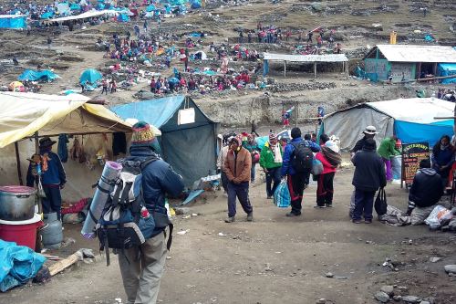 El Ministerio de Cultura pidió a los fieles y turistas que participarán en la festividad del Señor de Qoyllur Riti respetar las zonas de campamento y no instalar carpas con fines de hospedaje.