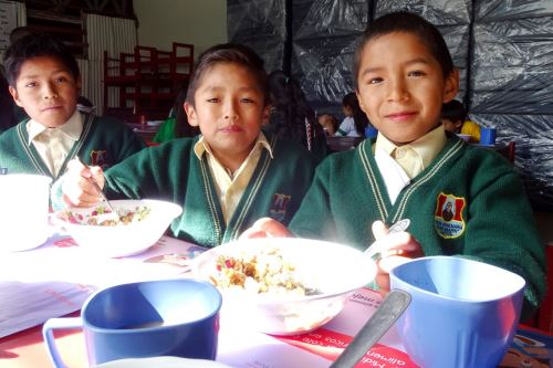 Qali Warma atiende a 91,312 estudiantes de primaria y secundaria de 1,388 colegios de Lima Provincias.