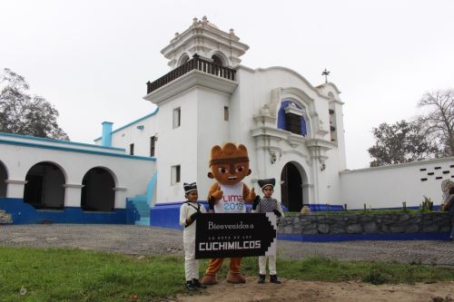 Milco, la mascota de Lima 2019, recorrió la ciudad de Huaral, en el norte peruano.