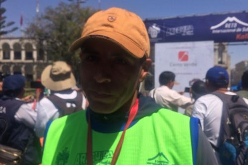 Eduardo Villanueva Taipe llegó al cráter del volcán Misti (Arequipa) en 3 horas 44 minutos y 30 segundos.
